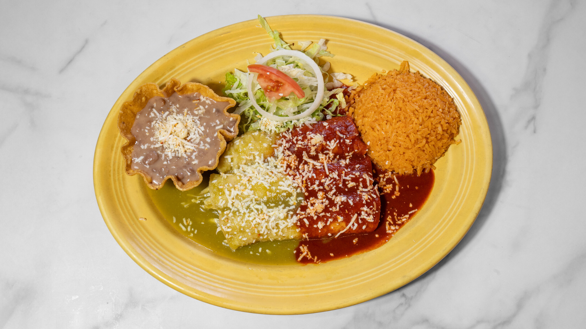 Enchiladas con Salsa Mixta
