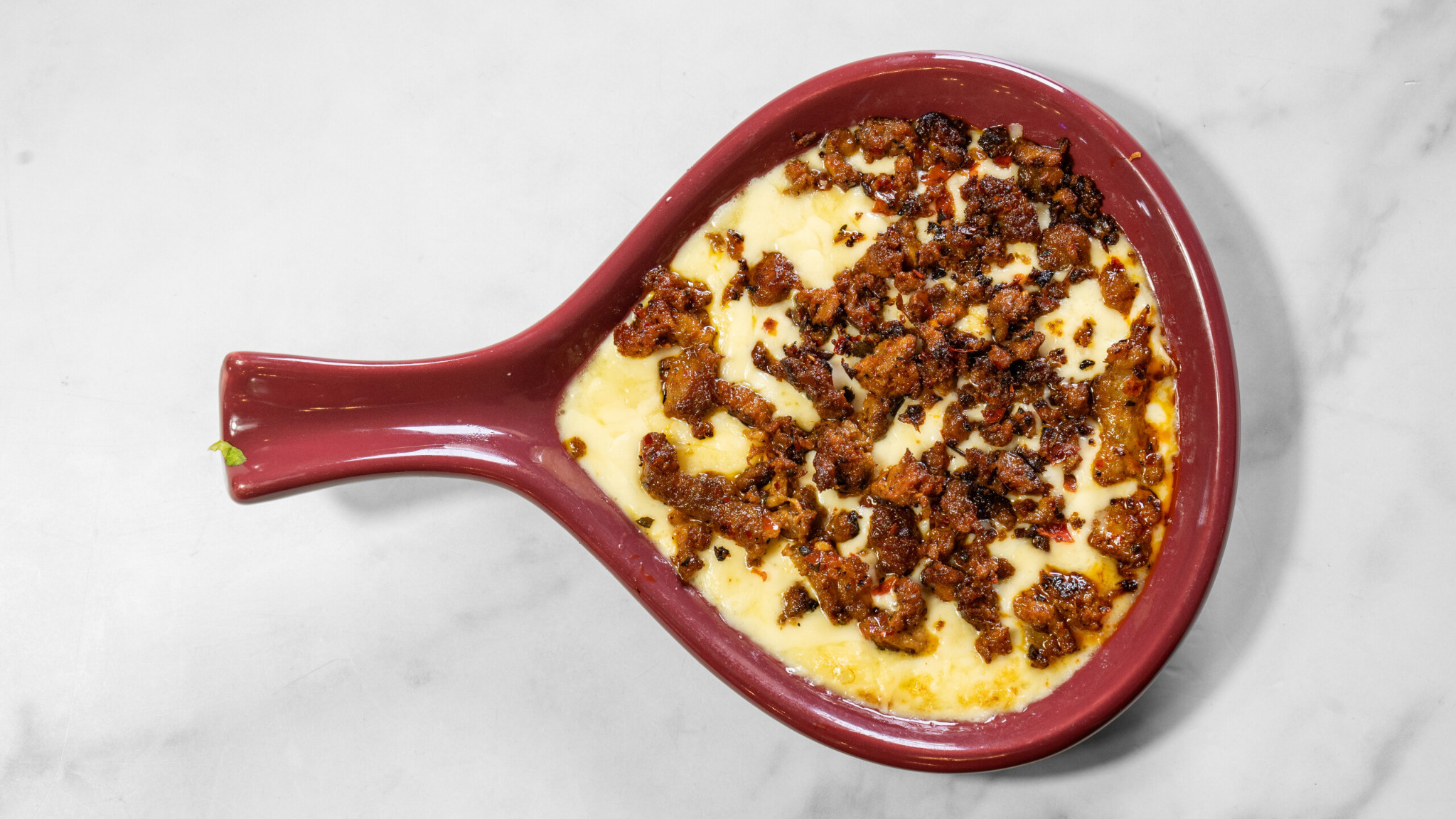 Queso Fundido con Chorizo